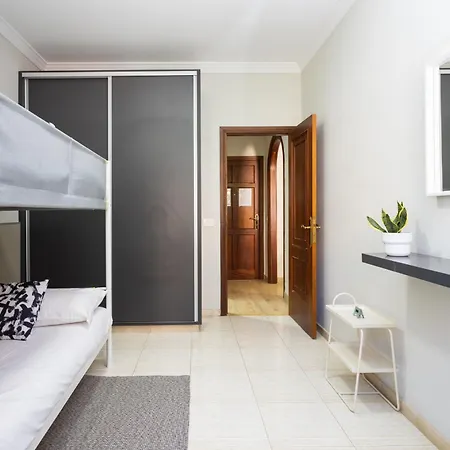 Appartement New Bright And Central With 2 Bedrooms *