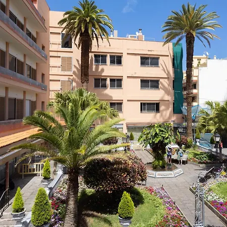 New Bright And Central With 2 Bedrooms Appartement *